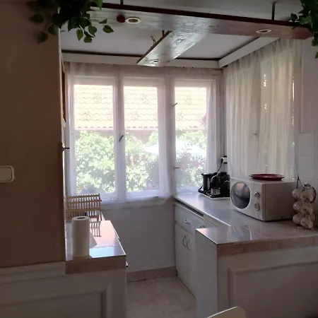 Апартаменты Irene Apartmanhaz Балатонлелле